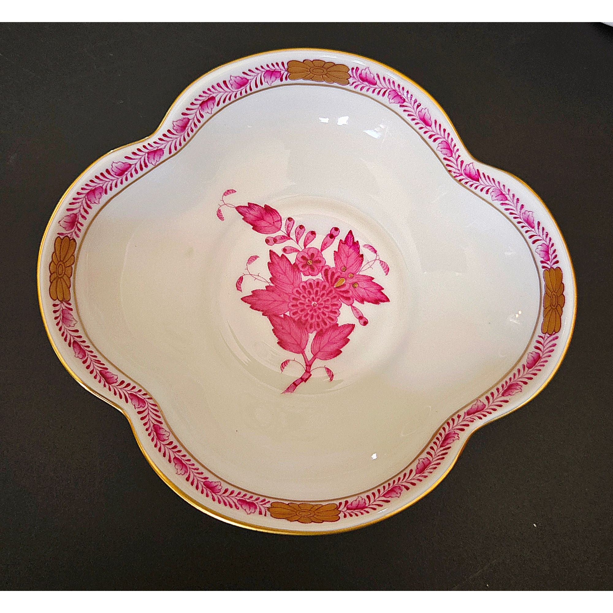 Herend Pink Raspberry Tea Cup Saucer Set Apponyi Chinese Bouquet Gold-Trimmed