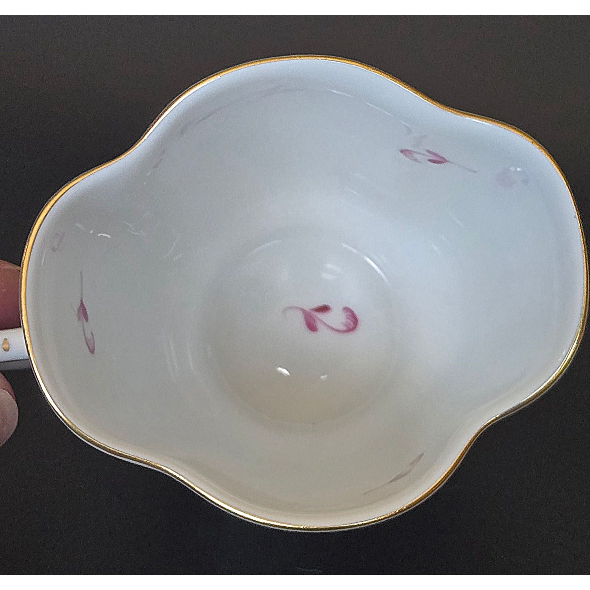 Herend Pink Raspberry Tea Cup Saucer Set Apponyi Chinese Bouquet Gold-Trimmed