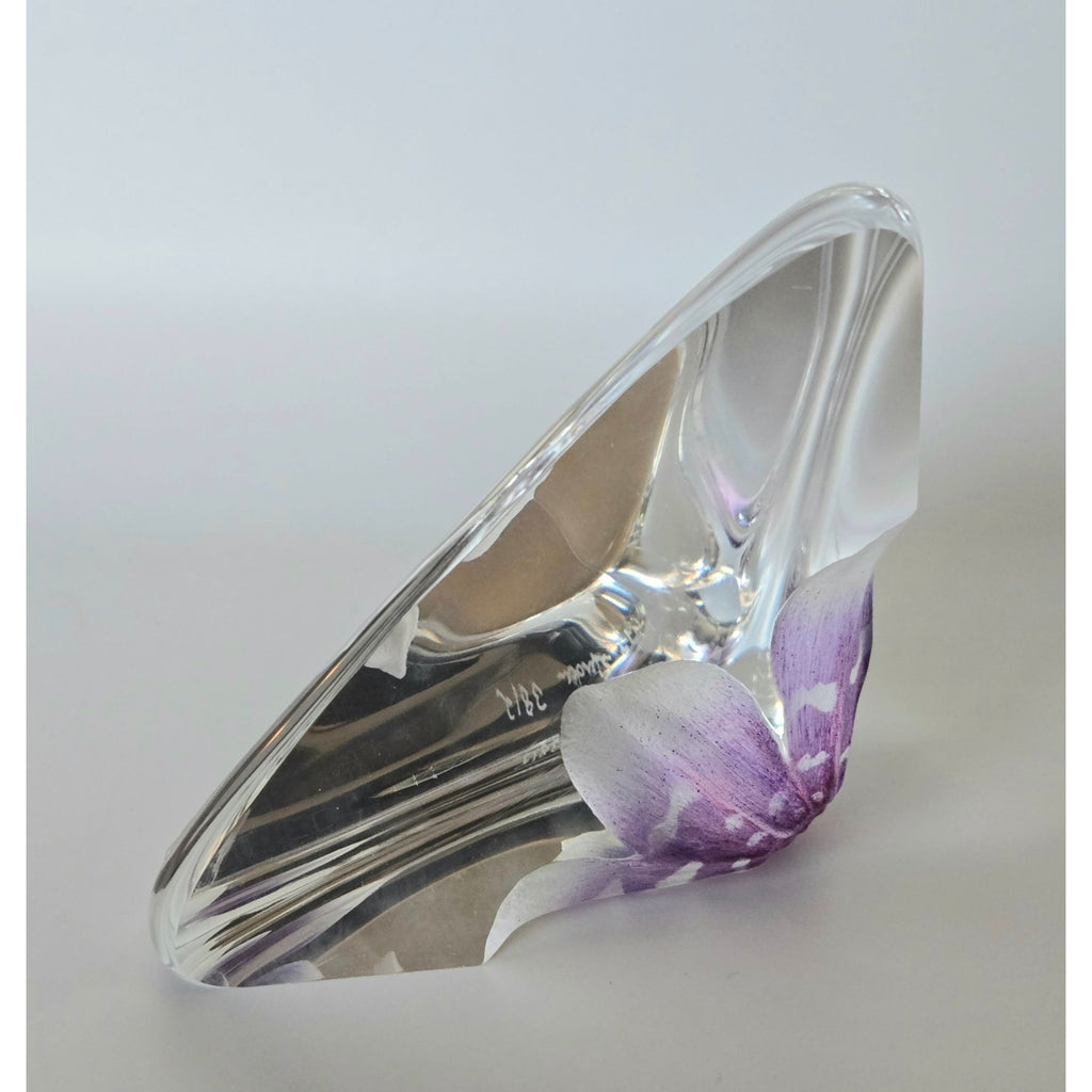 Mats Jonasson 3D Purple Orchid Lead Crystal Paperweight Handmade In Sweden 4", MINT