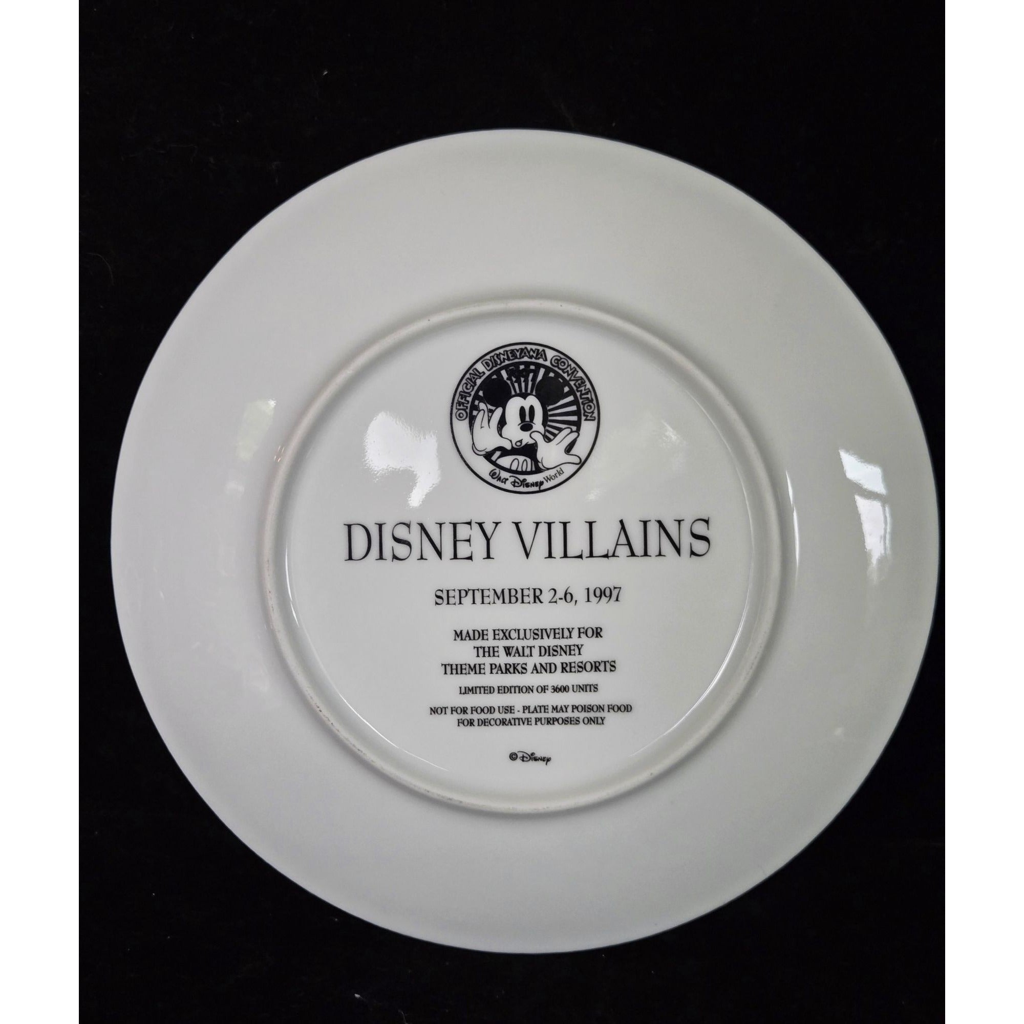 Disney Villains Limited Edition Decorative Plate 1997 Exclusive Theme Parks Collectible