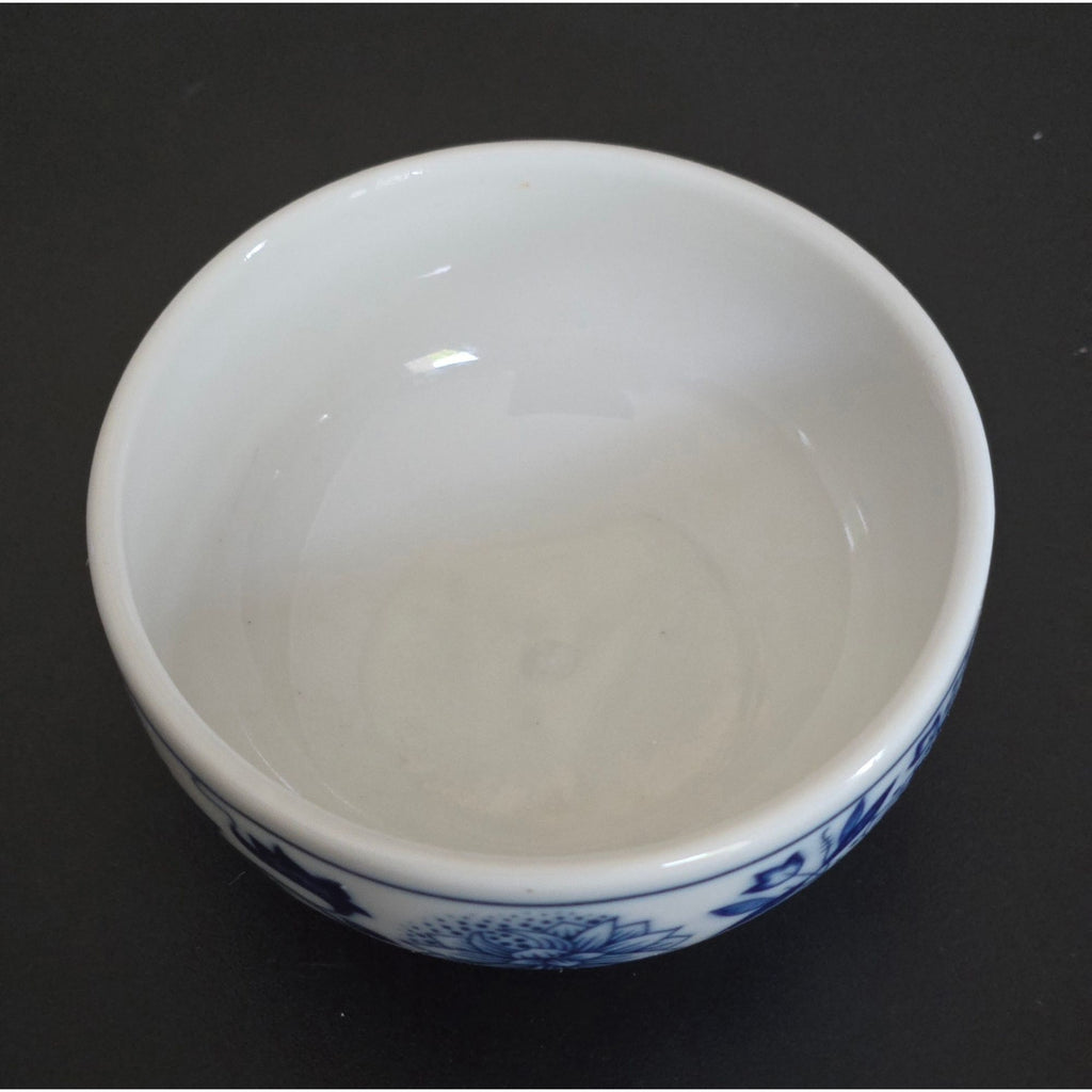 Vintage Blue Onion Style Porcelain Trinket Box w/Rose on Lid, Germany