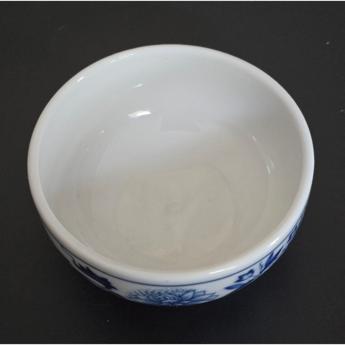 Vintage Blue Onion Style Porcelain Trinket Box w/Rose on Lid, Germany