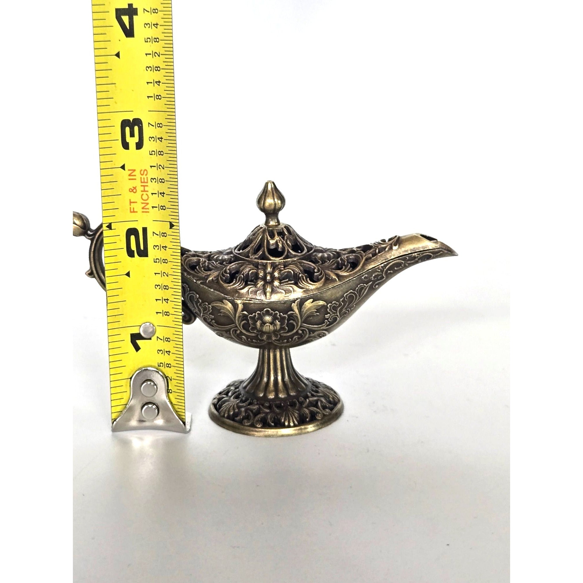 Metal Miniatures Aladdin Genie Lamp With Ornate Floral details collectible