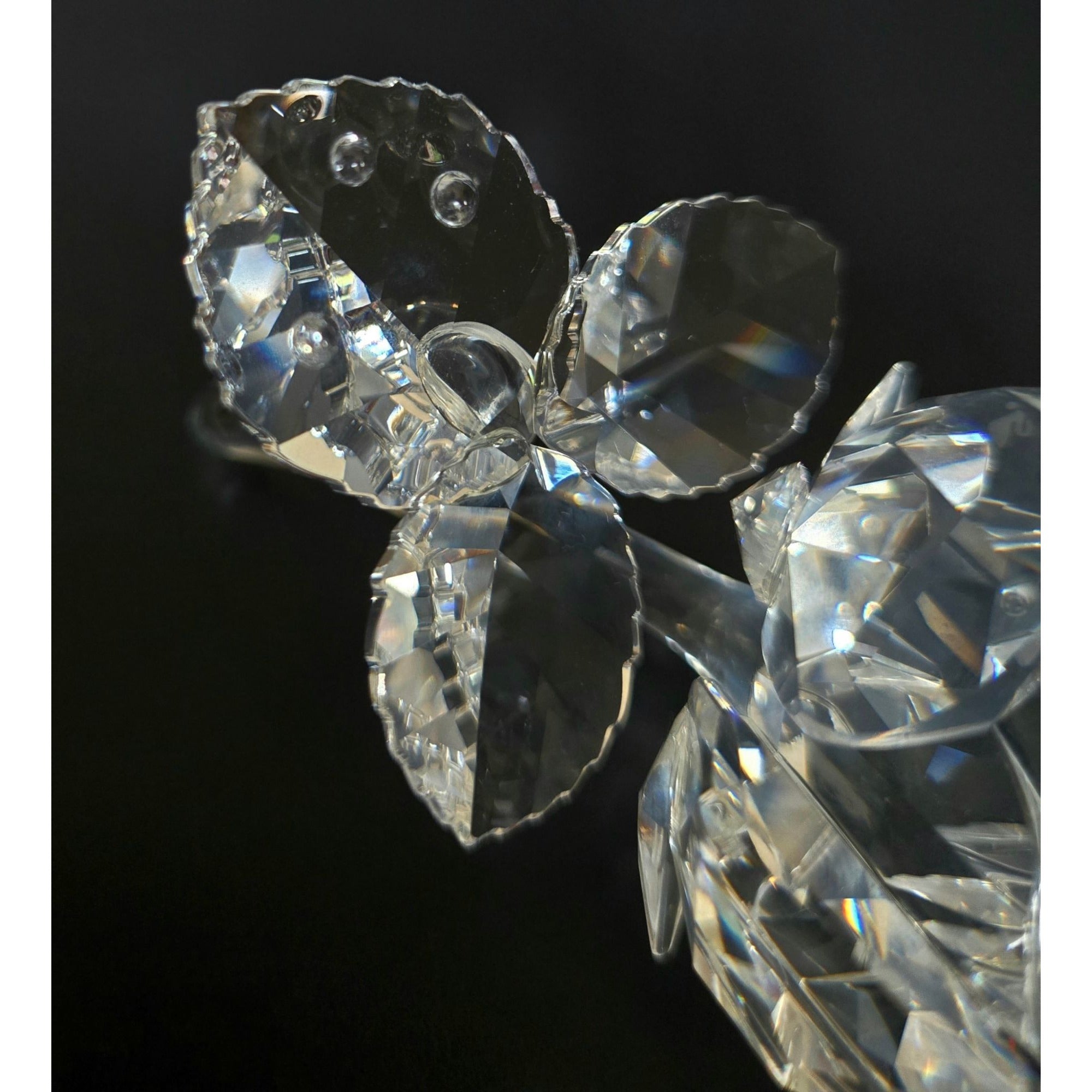 3.25 in. Swarovski Blossoming Rose Figure Figurine 2010 Clear Cut Crystal Retired Vintage