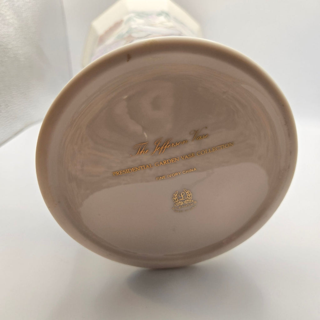 The Jefferson Vase By Lenox Presidential Garden Collection Bird & Wisteria Art, with Certs