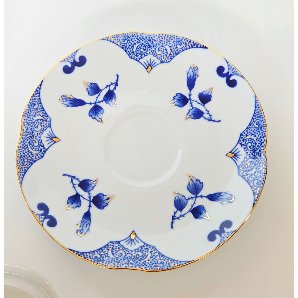 Bombay co. Teacup Saucer and Lid Blue & White Gold Trim Blue Rose Finial RARE set
