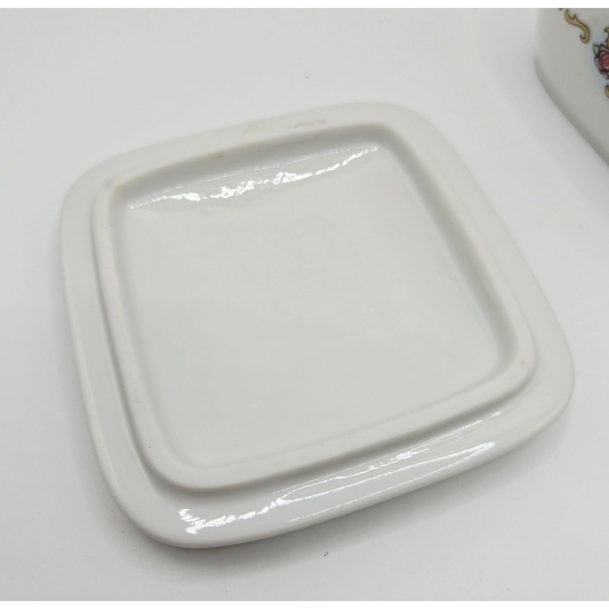 Serenades Star Dust Porcelain Music Box By Heritage House 1993 Cottage & Doves Design Limited Edition