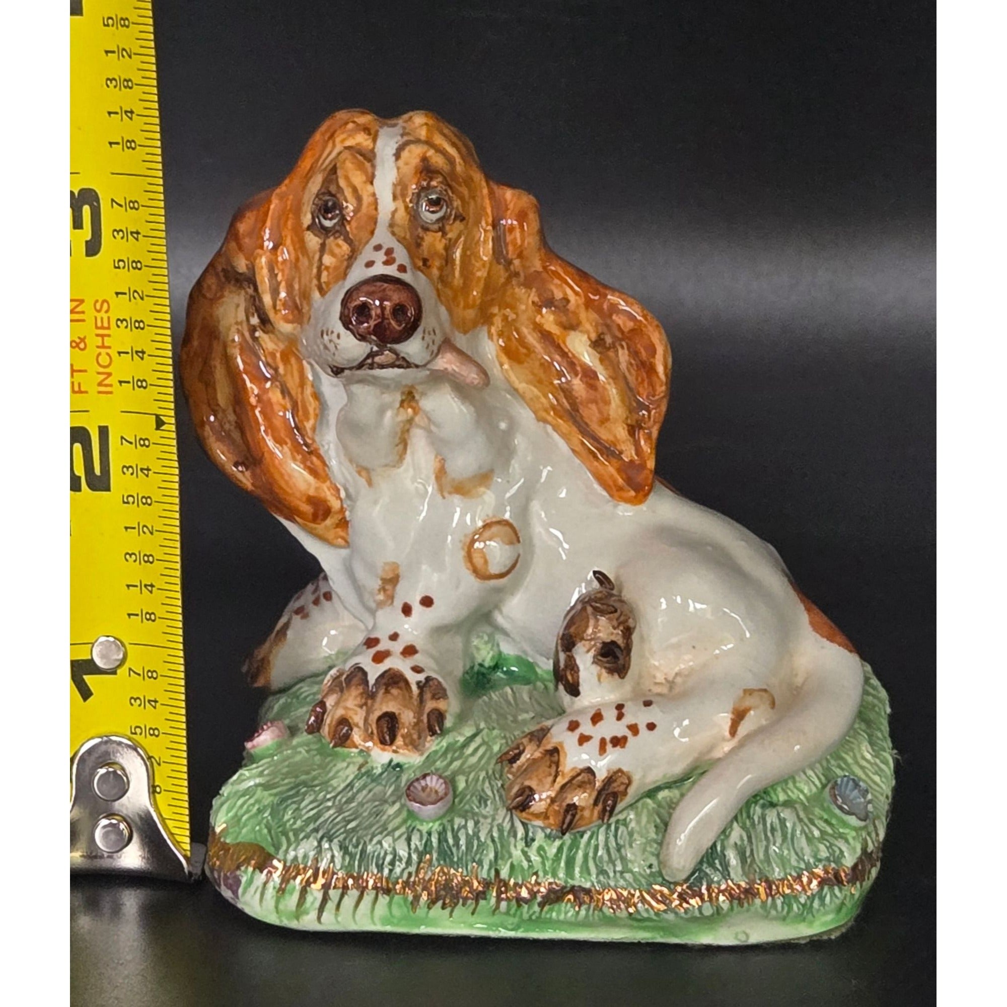 1970s Basil Matthews Basset Hound Hand Crafted Figurine, England, Excellent Condition