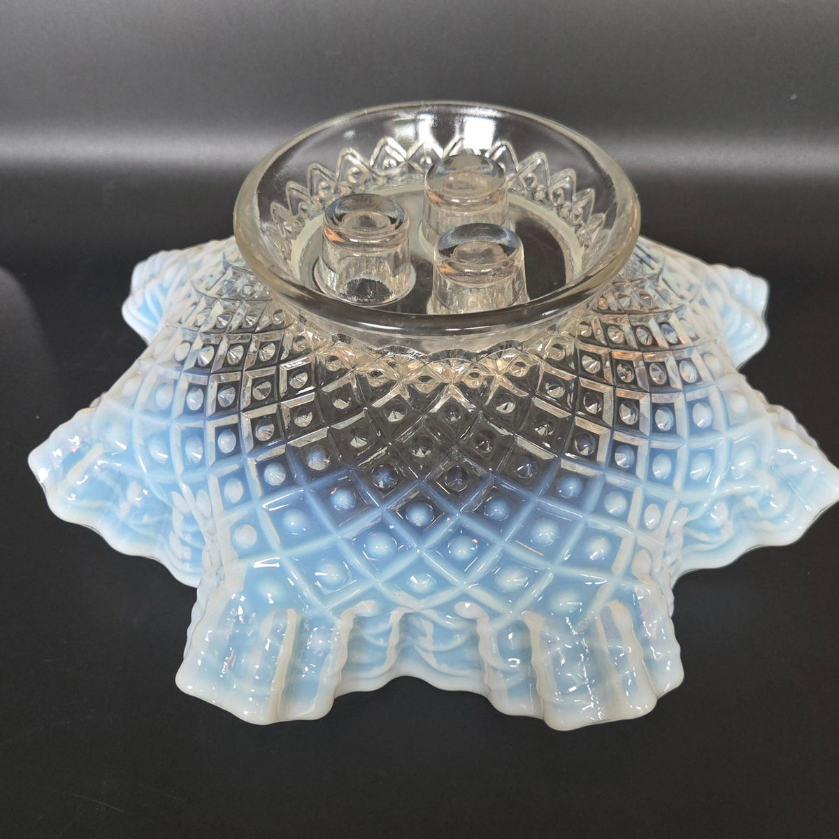 Fenton Epergne Opalescent Diamond Lace Glass w/Ruffled Edge