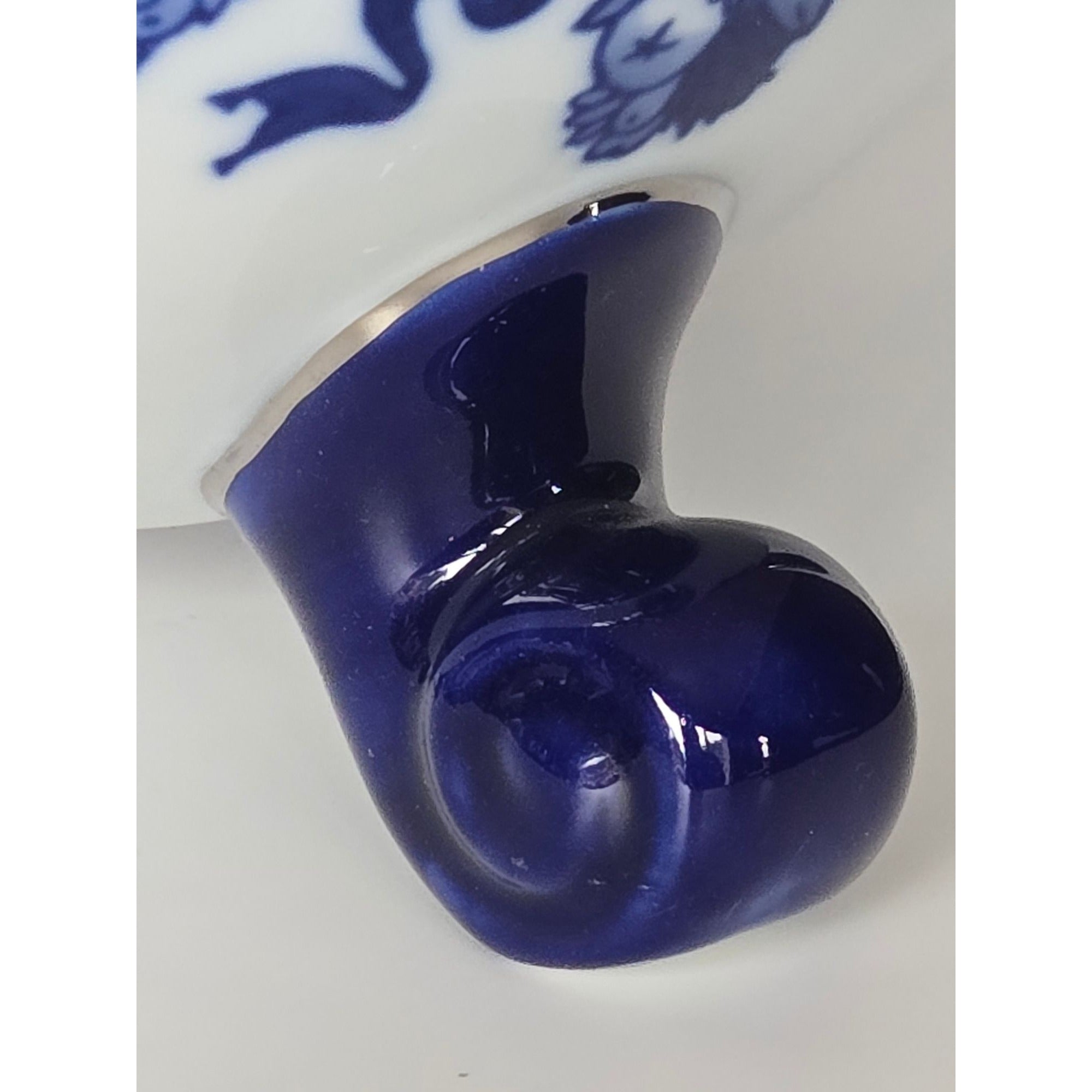 Grace by Bombay Elegant Large Blue Leaf & White Porcelain Coffee/ Teapot w/legs 13"