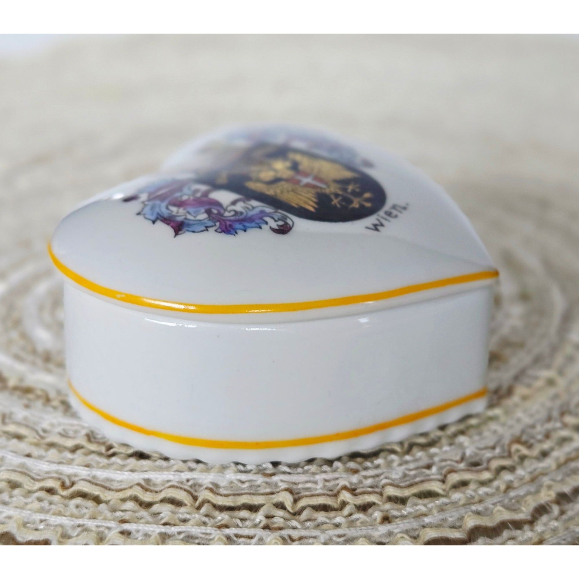 Geiersthal German Heart Shaped Porcelain Trinket Box, Vienna Castle Shield & Florals, Excellent Condition 3"