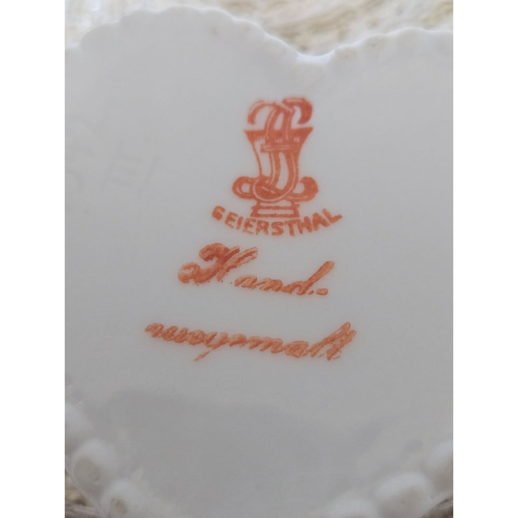 Geiersthal German Heart Shaped Porcelain Trinket Box, Vienna Castle Shield & Florals, Excellent Condition 3"