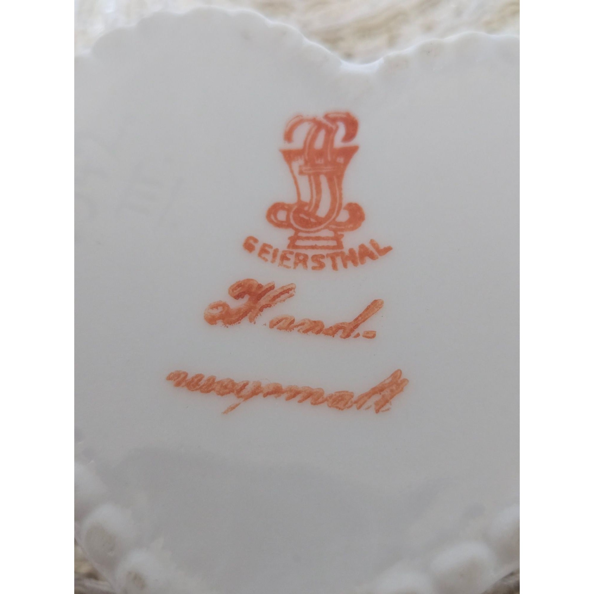 Geiersthal German Heart Shaped Porcelain Trinket Box, Vienna Castle Shield & Florals, Excellent Condition 3"