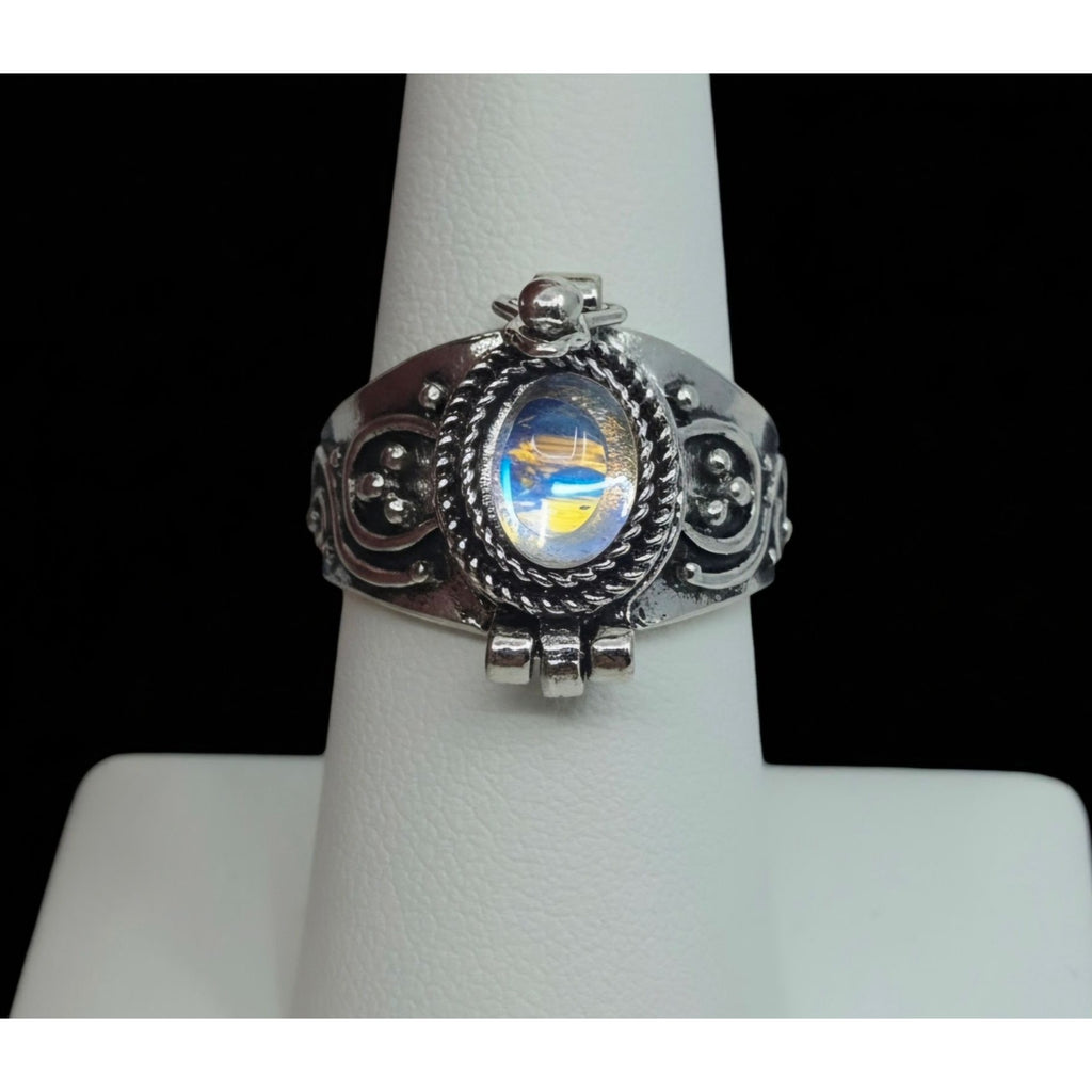 Vintage Silver Tone Poison Locket Ring Size 8