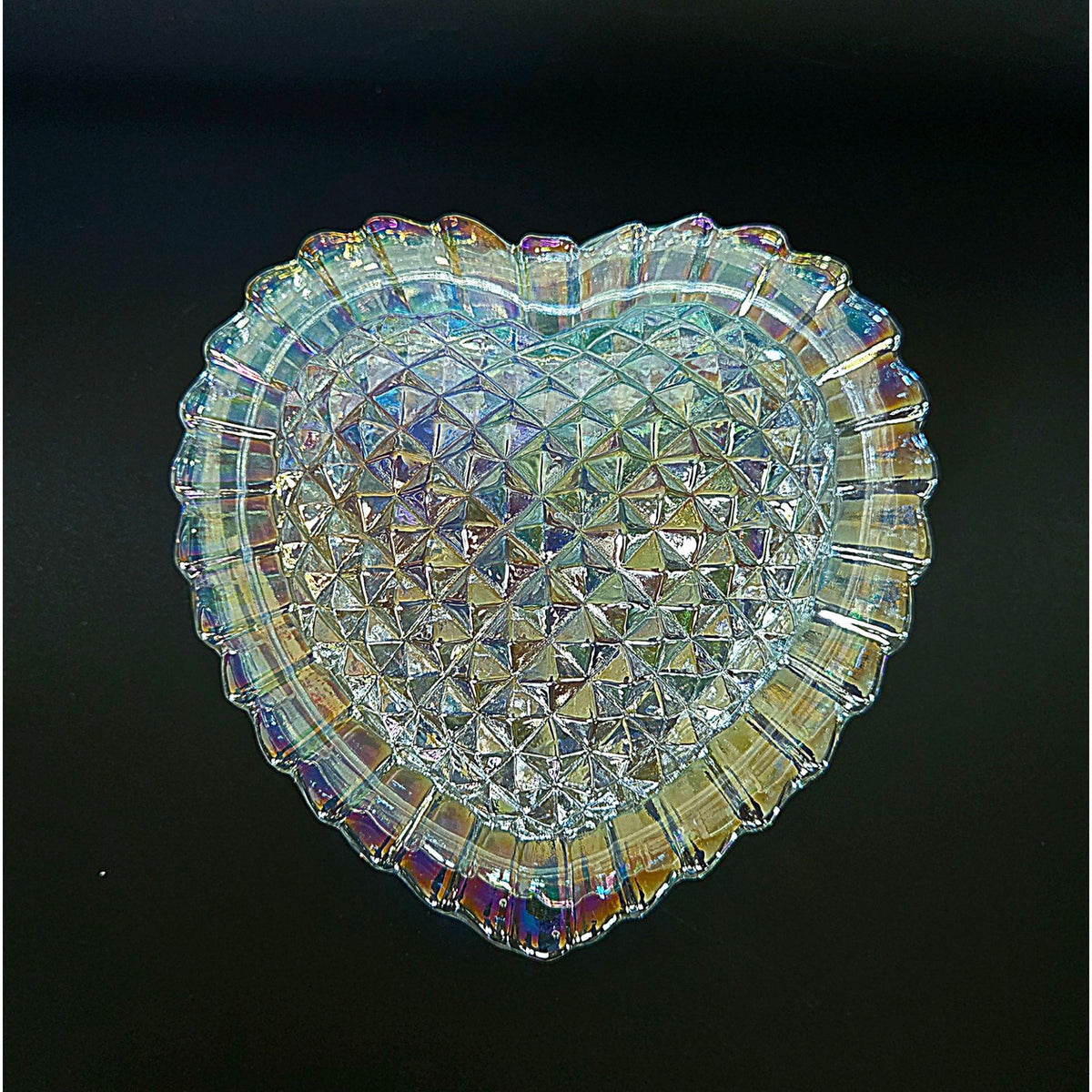 LE Smith Carnival Glass Heart Box, Excellent Condition, Iridescent Diamond Point Design, 5 "
