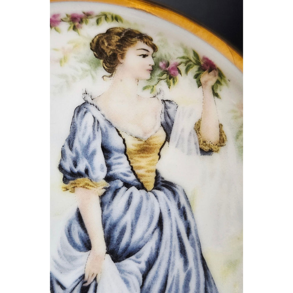 Gloria Porcelain Trinket Box With Romantic Scene W. Germany