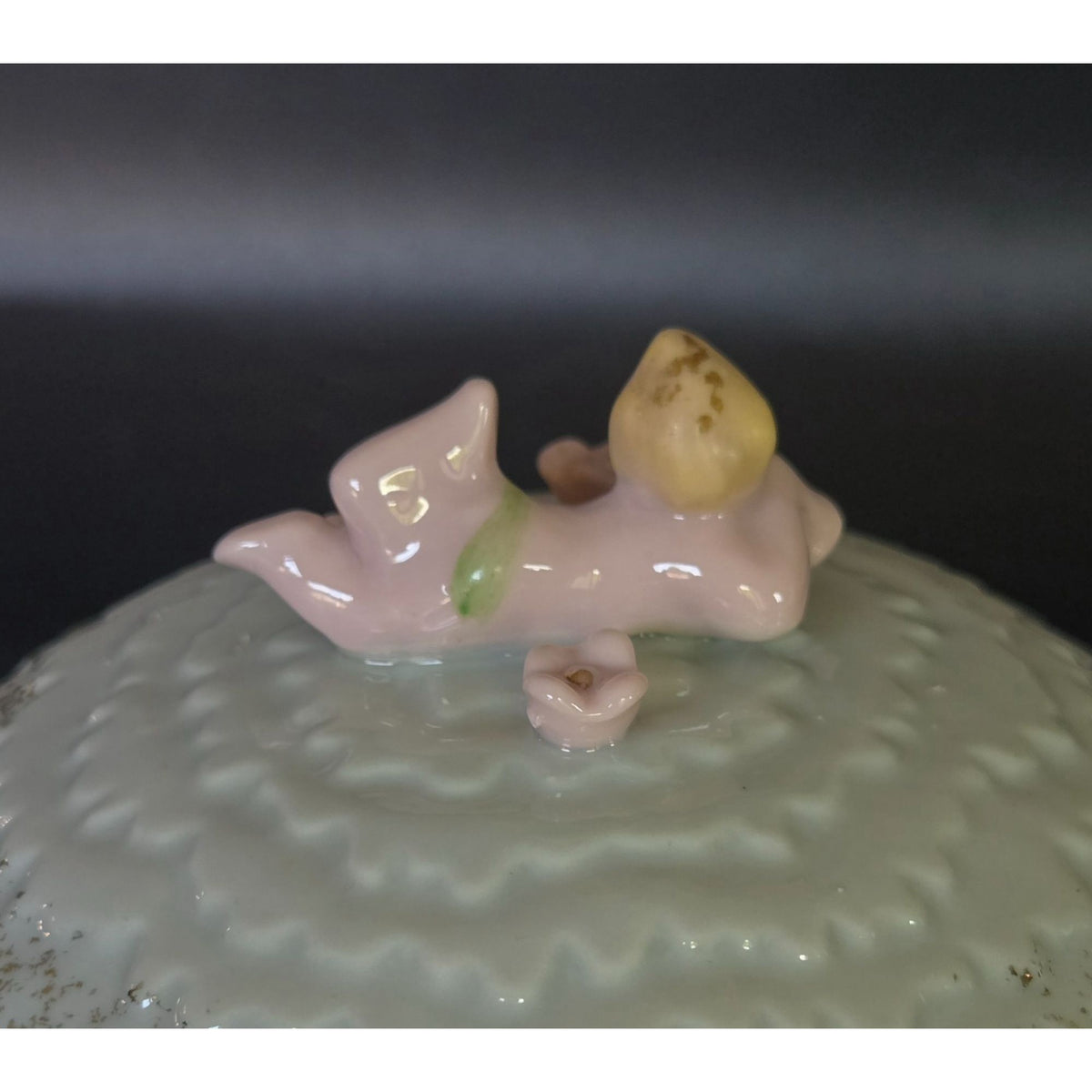1940s Vintage Ceramic Trinket Box With Cherub Baby & Gold Accents