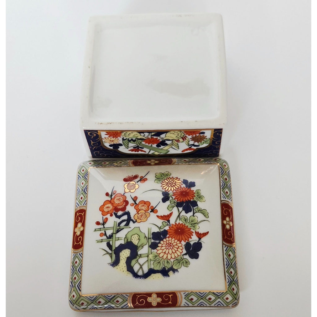 Vintage Japanese Porcelain Imari Style Trinket Box  Floral Designs Gold Accents