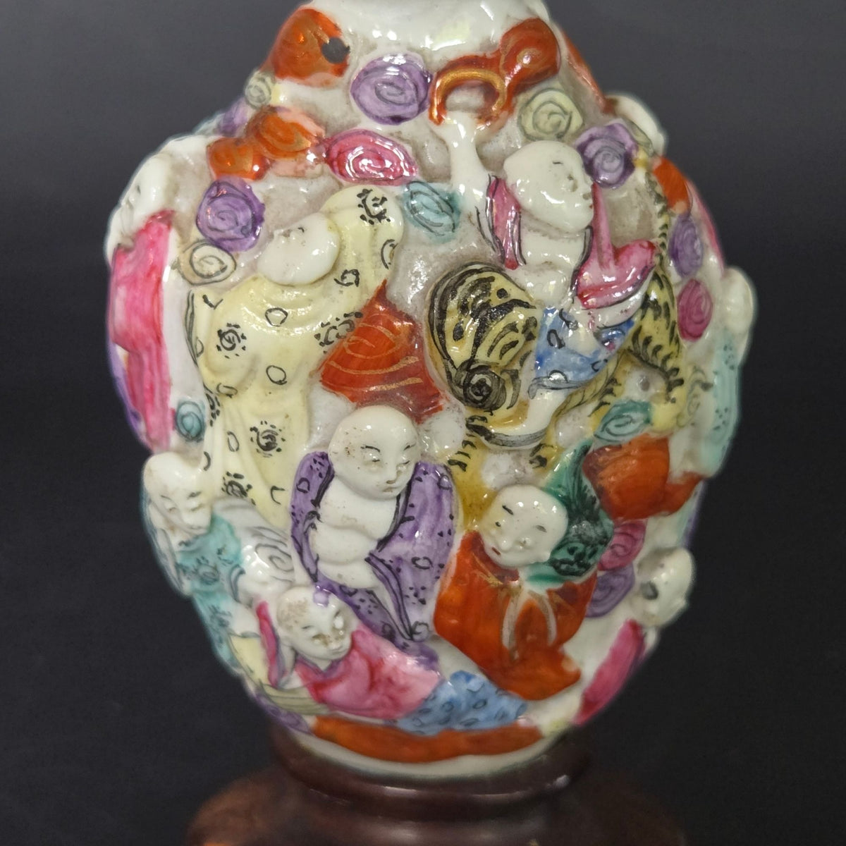 Hand-Painted Antique Chinese Porcelain Snuff Bottle Withd 18 Arhats Immortals w/ Wood Lid, & Stand