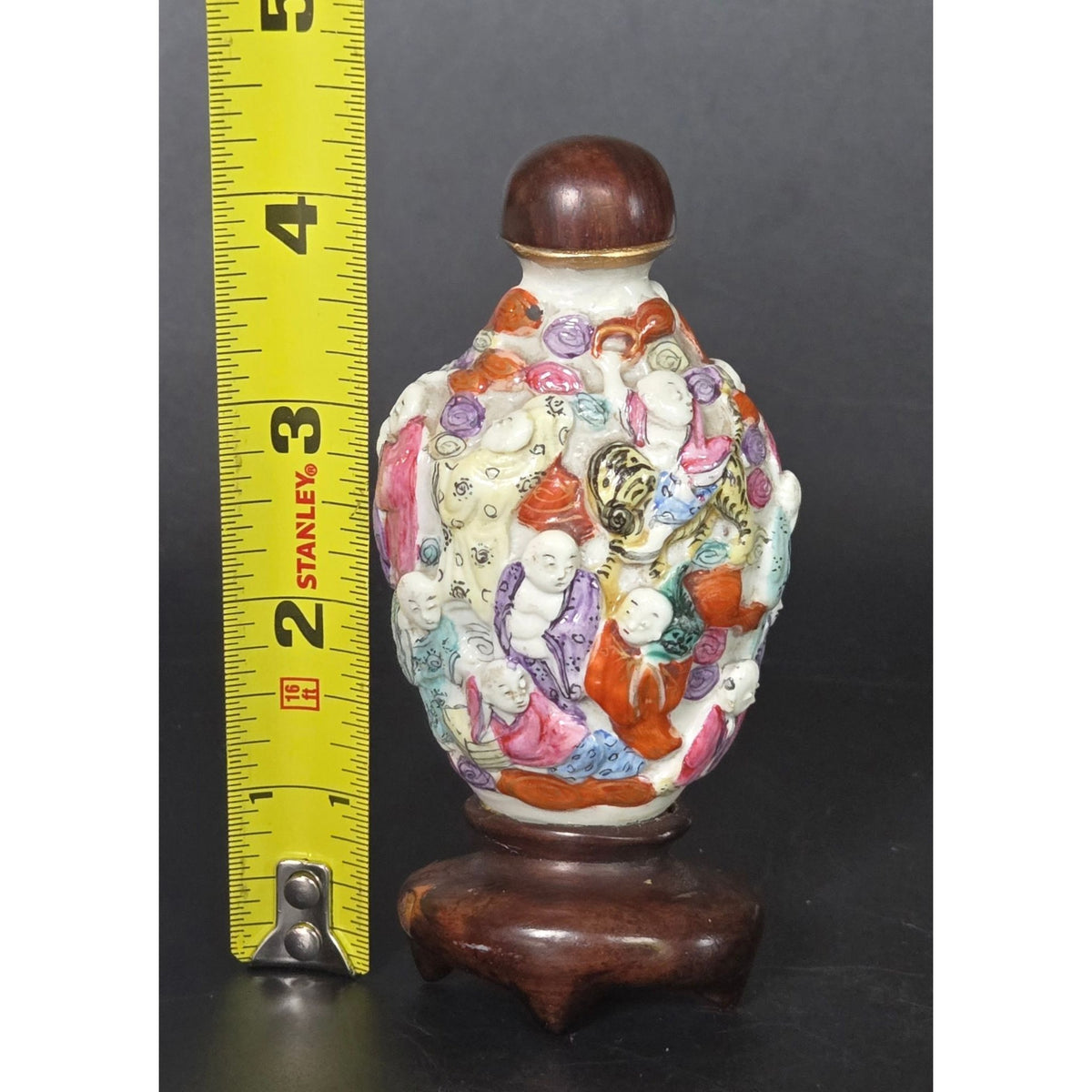 Hand-Painted Antique Chinese Porcelain Snuff Bottle Withd 18 Arhats Immortals w/ Wood Lid, & Stand