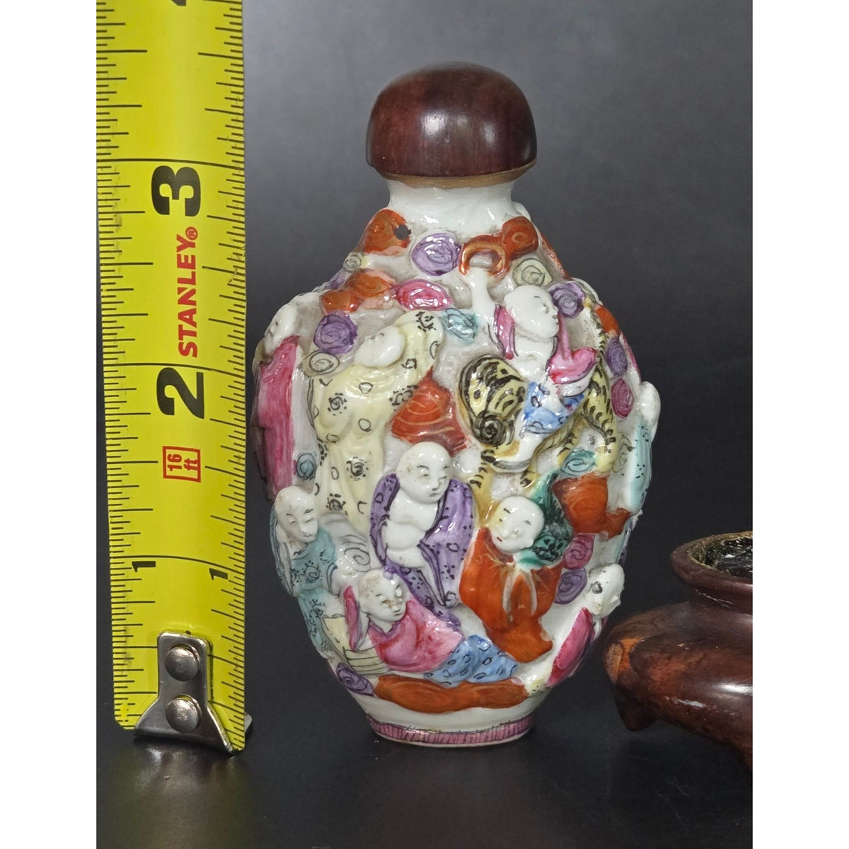 Hand-Painted Antique Chinese Porcelain Snuff Bottle Withd 18 Arhats Immortals w/ Wood Lid, & Stand