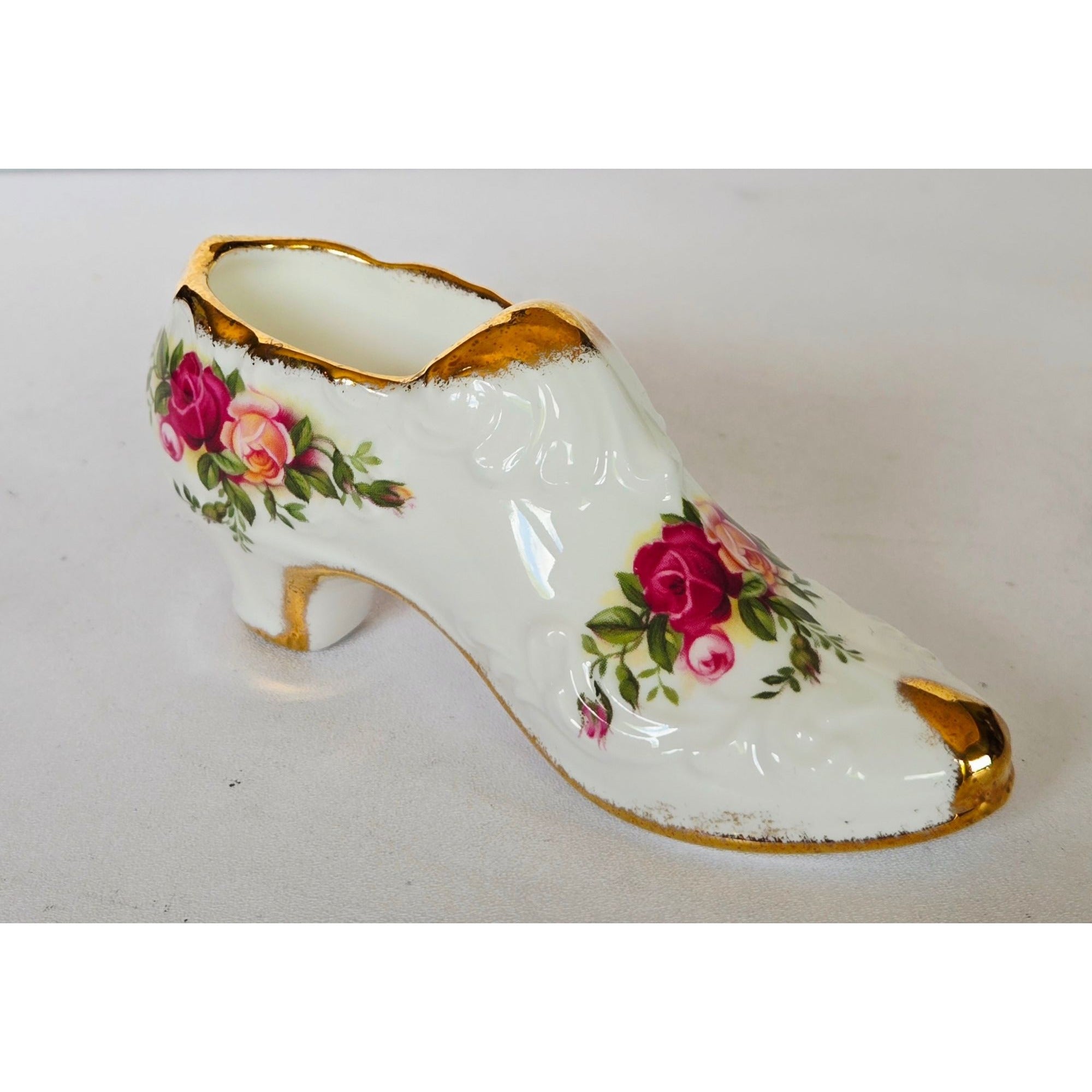 Royal Albert Old Country Roses Bone China Decorative Shoe Figurine Gold Trim 4.75 Inches
