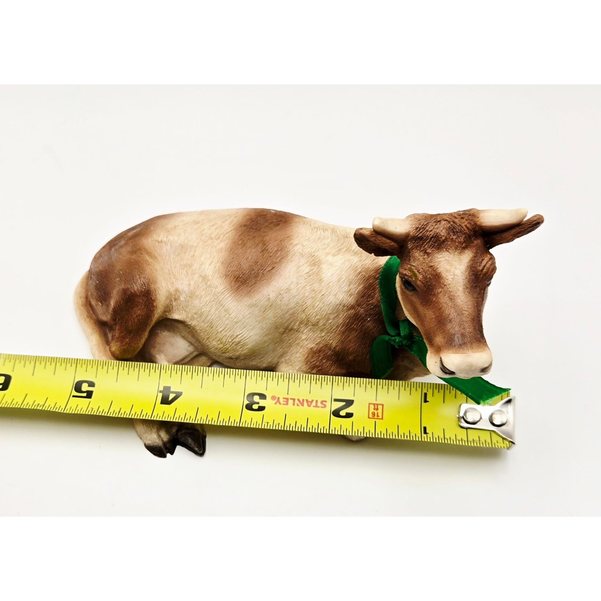Castagna 1988 Brown & White Cow Figurine With Green Bow - Handcrafted Stone - Made In Italy