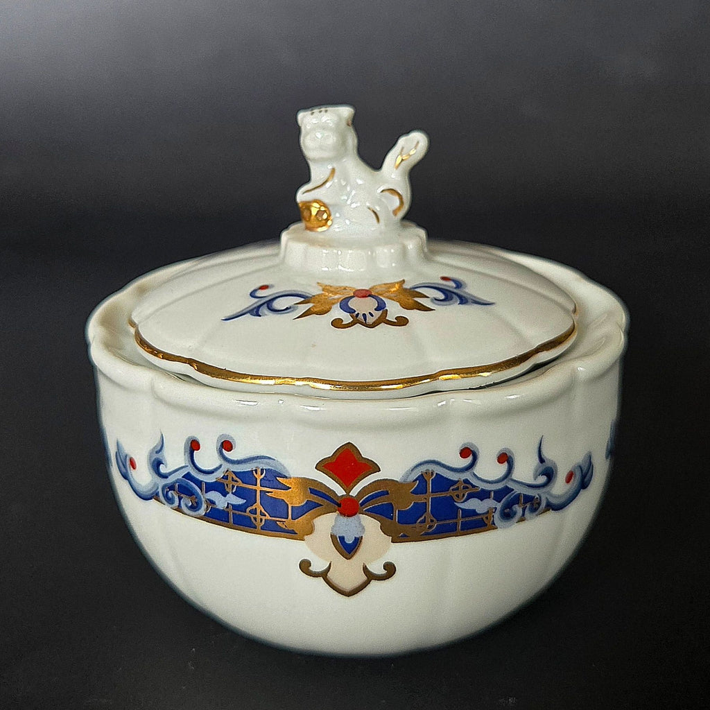 Chinoiserie Collection by Elizabeth Arden Porcelain Trinket Box w/ Lid & Cat Finial Colorful Accents