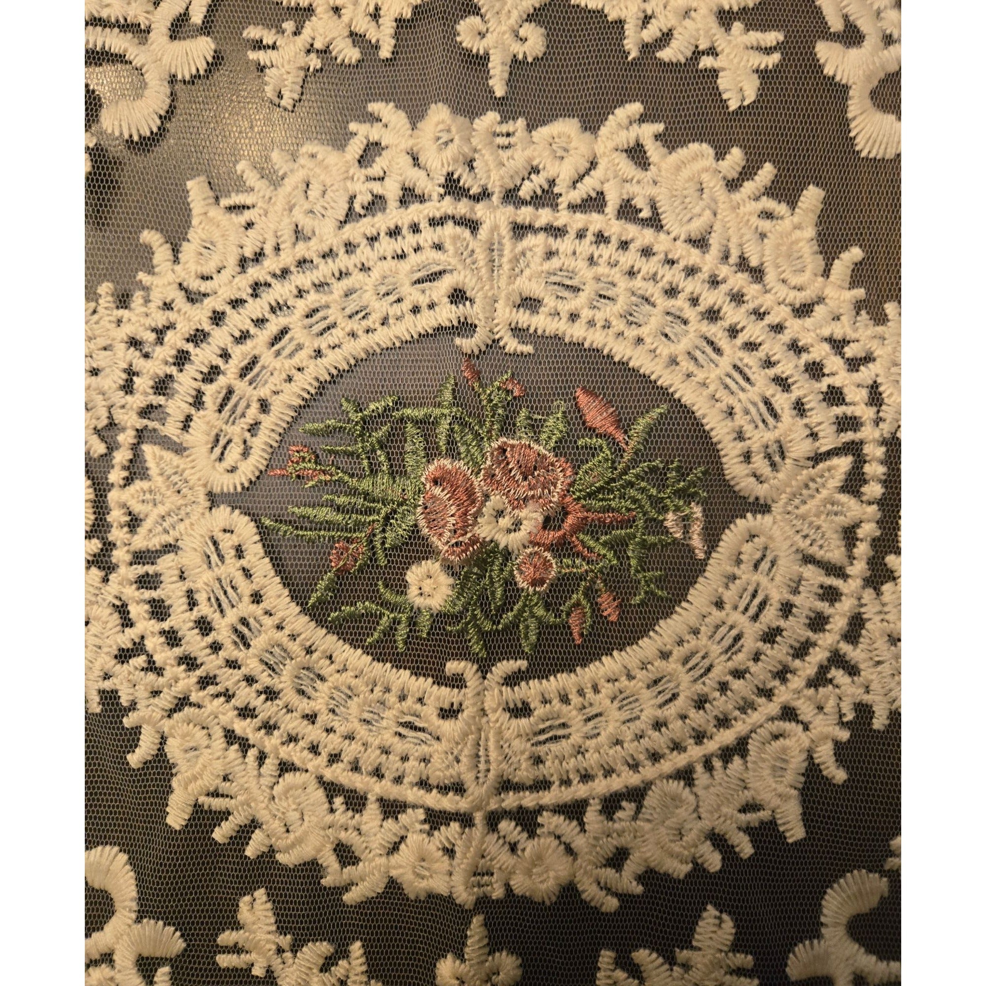 15" Lace Doily With Floral Centerpiece - Ivory W/ Pink Design