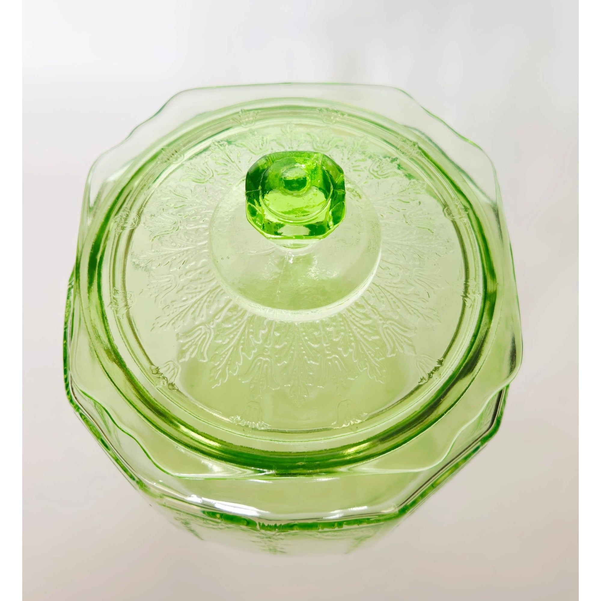 Vintage Anchor Hocking Uranium Glass Jar / Canister With Lid Glows