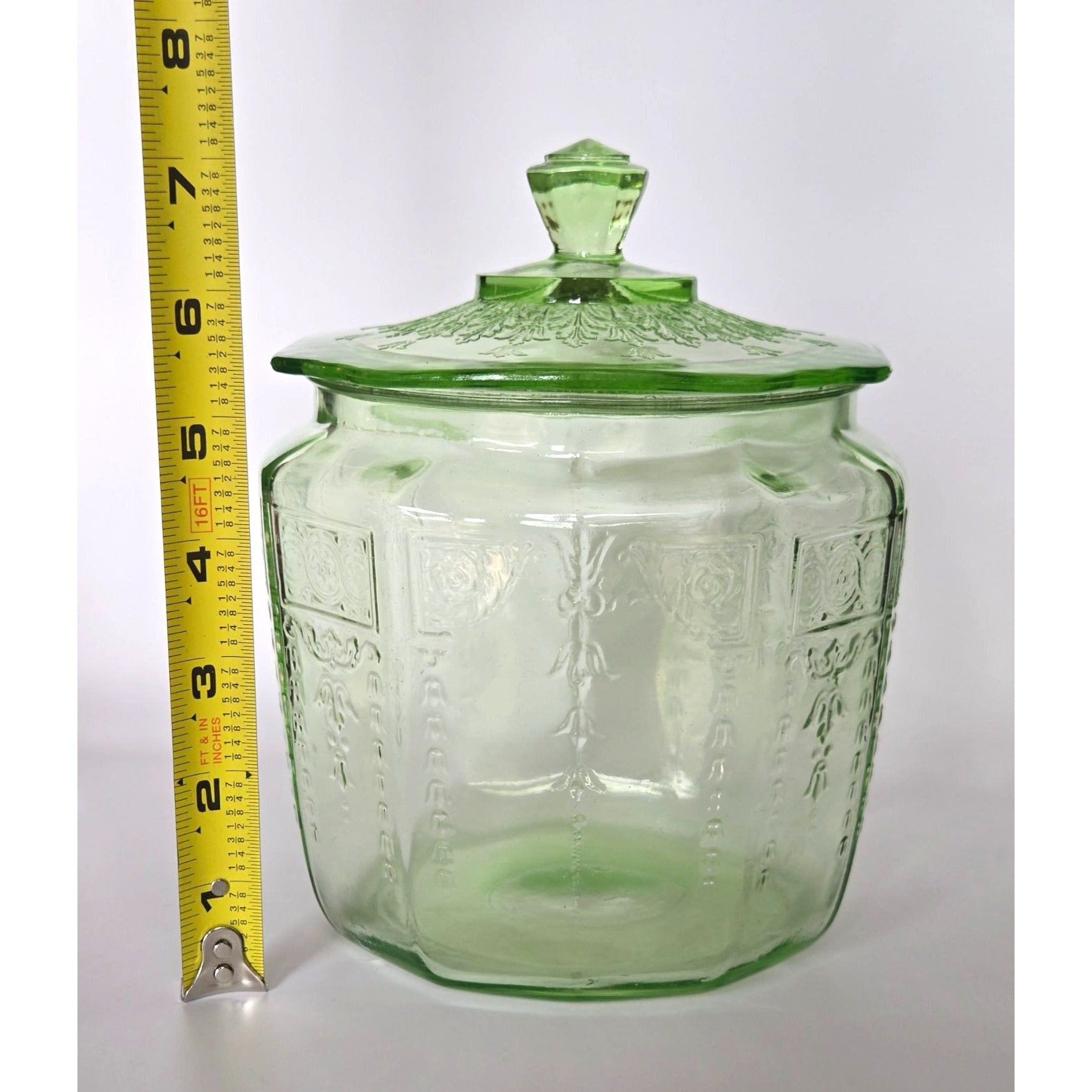Vintage Anchor Hocking Uranium Glass Jar / Canister With Lid Glows